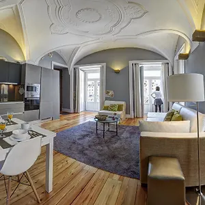 https://lisbon-downtown-lovers-praca-da-figueira.hotels-lisbon-portugal.com