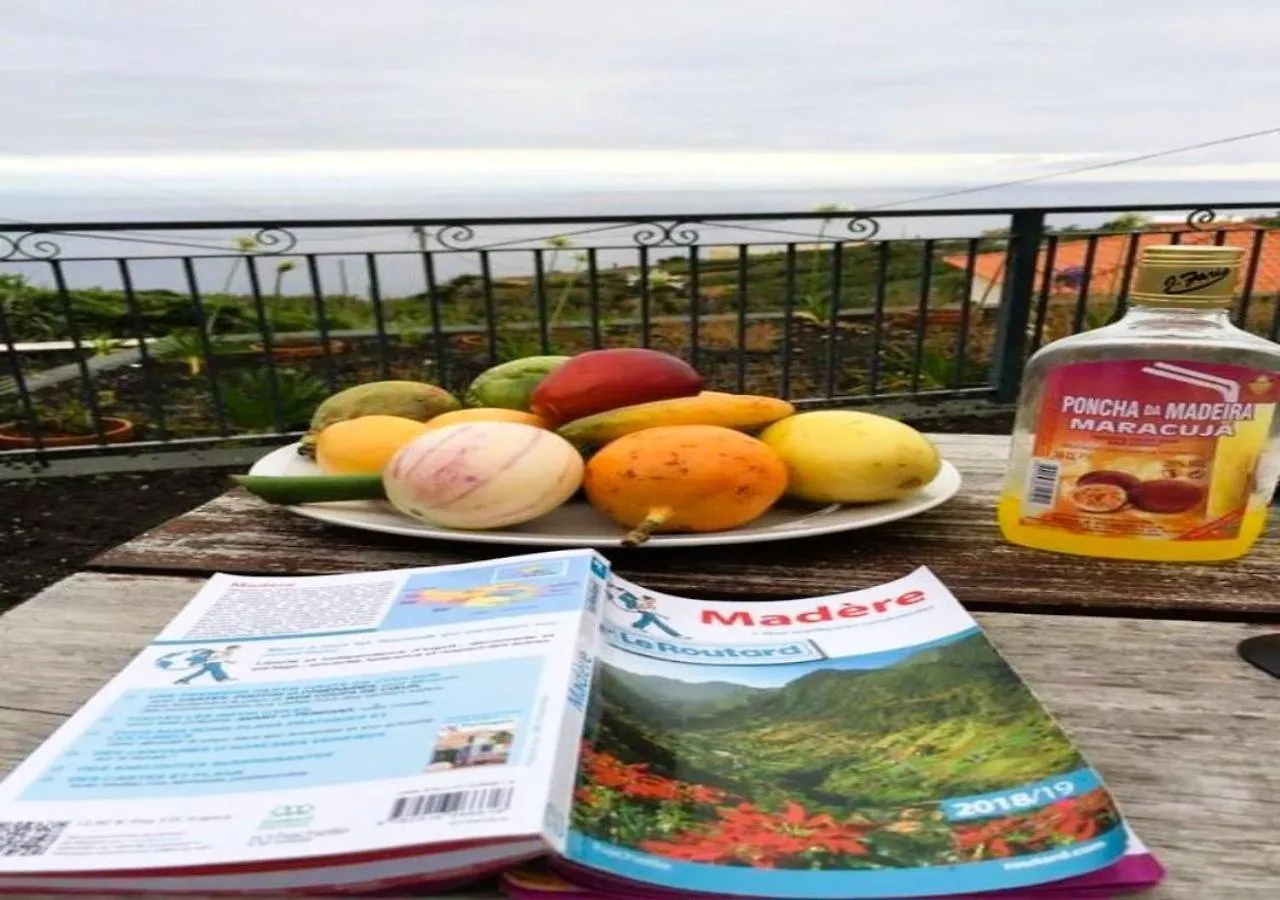 Paraiso das Flores Estreito Da Calheta