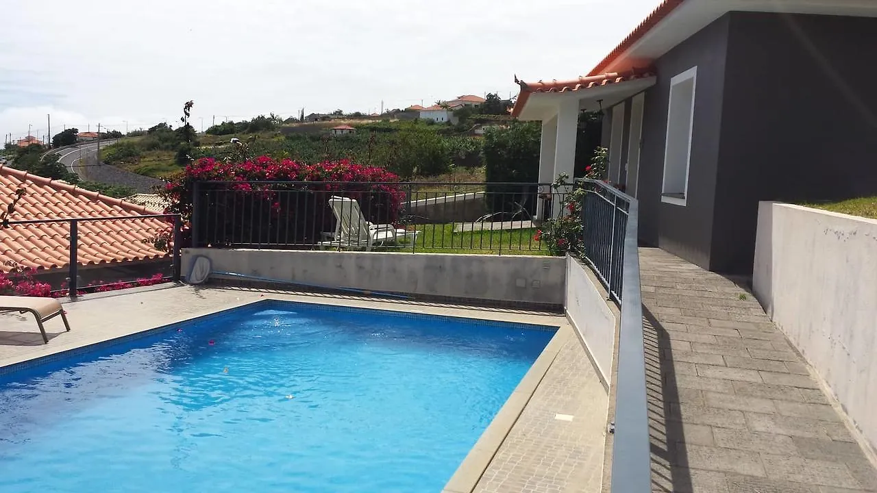 Paraiso das Flores Estreito Da Calheta