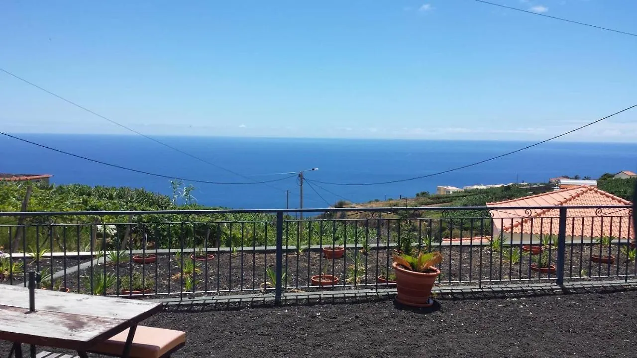 Paraiso das Flores Estreito Da Calheta Ferienhaus